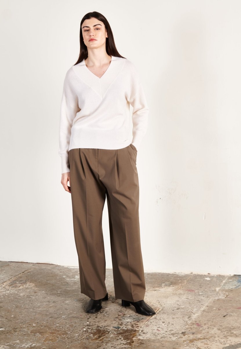 Pull col V femme en cachemire 4 fils blanc écru - HANA 12  | France