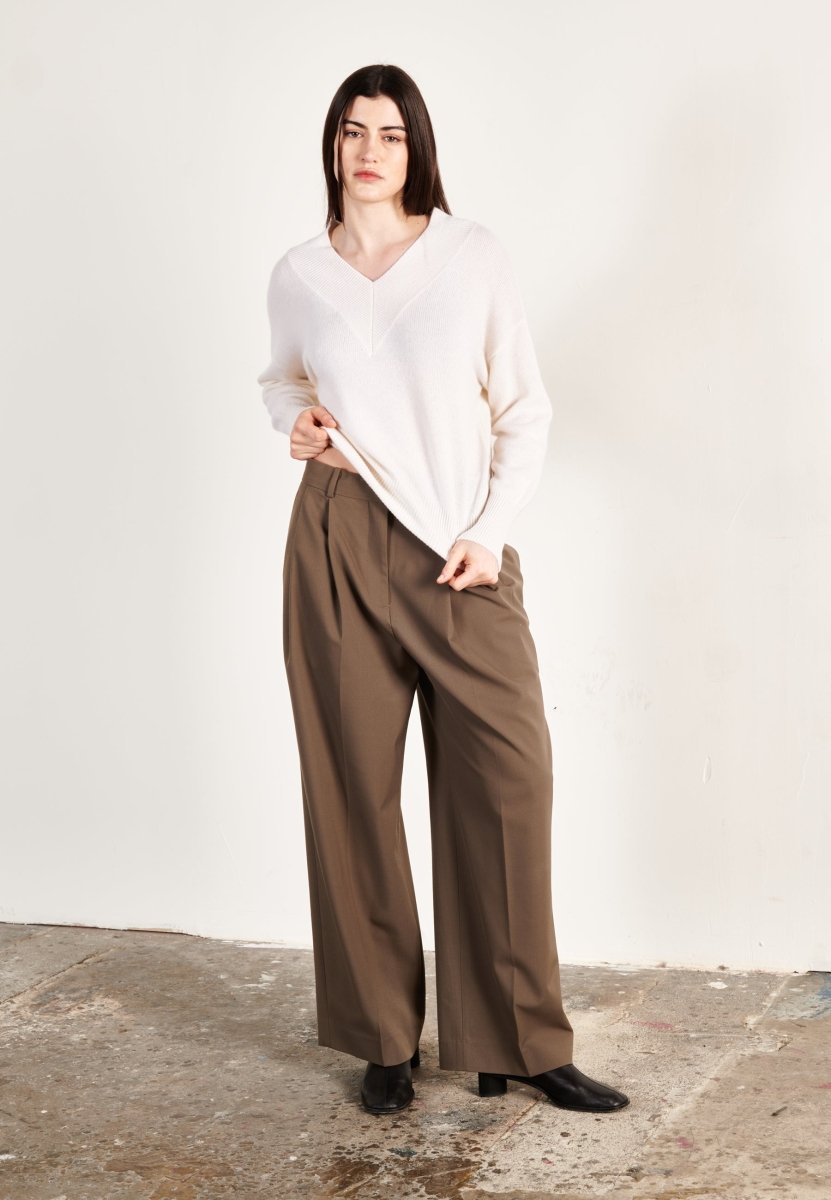 Pull col V femme en cachemire 4 fils blanc écru - HANA 12  | France